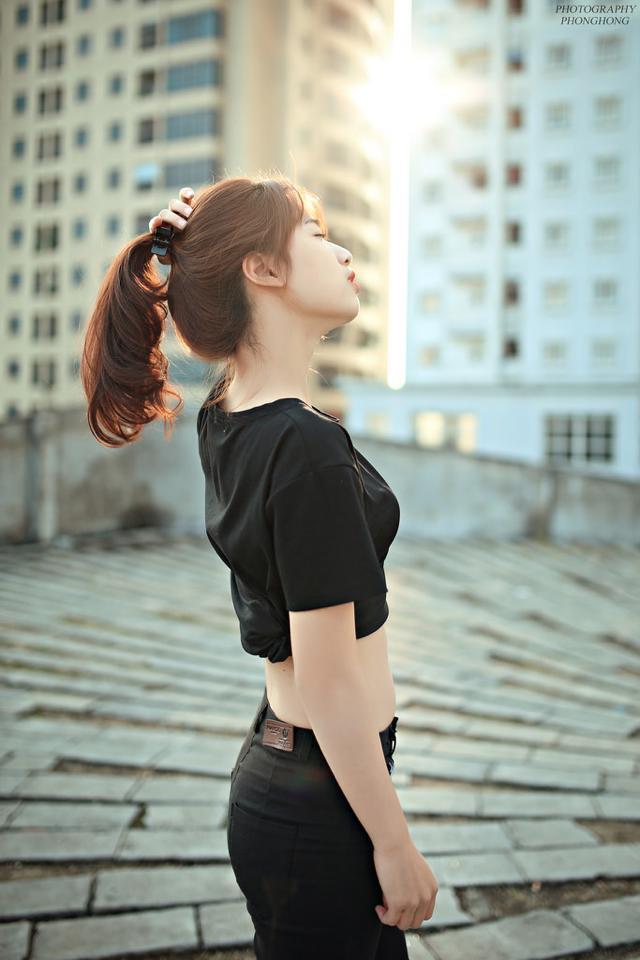 被丈夫上司调教堕落妻子